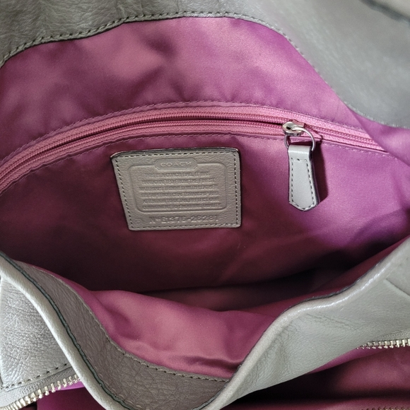 Grey Coach bag - Picture 3 of 3